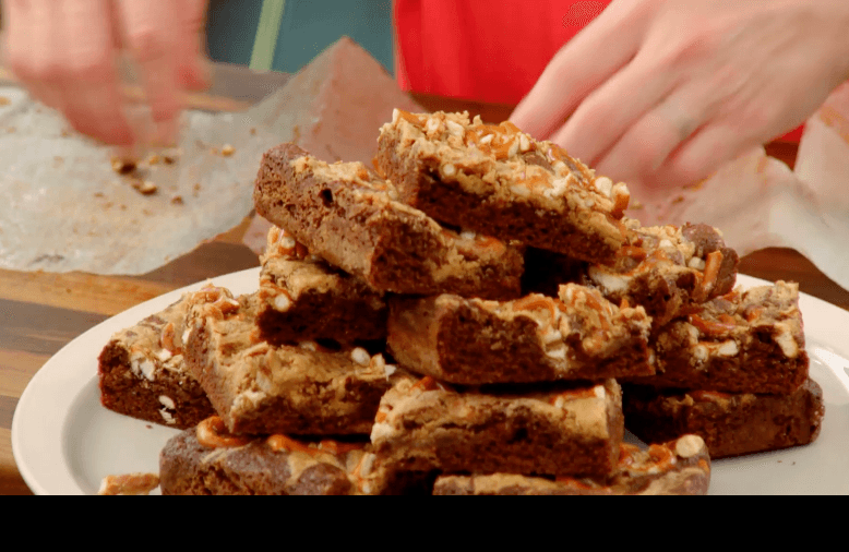 Peanut Butter Brownies with Salted Pretzels